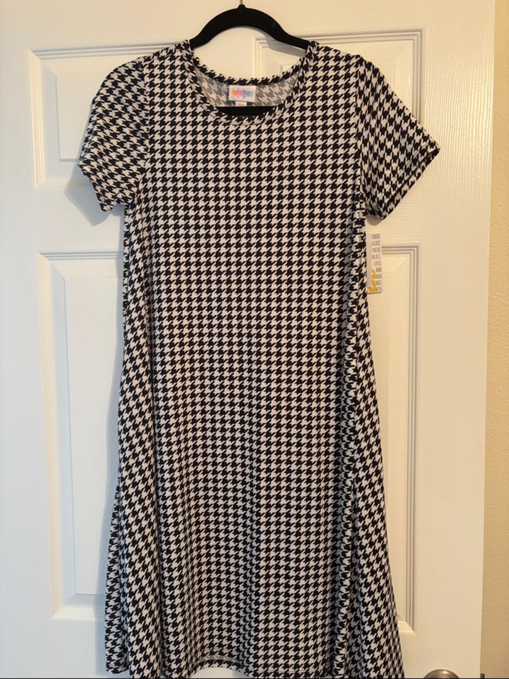 LuLaRoe Black and White Houndstooth Girls' Short Sleeve Dress